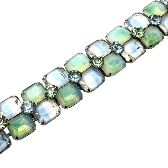 Vintage Kramer New York Blue Green Glass Rhinestone Silver Tone Bracelet 7 Inch - Picture 2 of 6